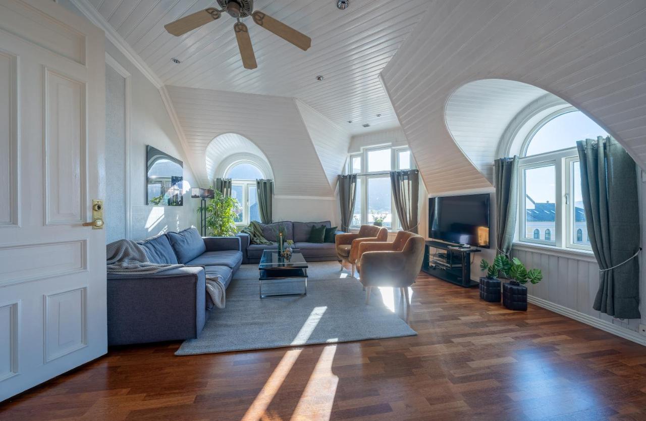Enter Tromso - Exclusive 4 Bedroom Villa المظهر الخارجي الصورة